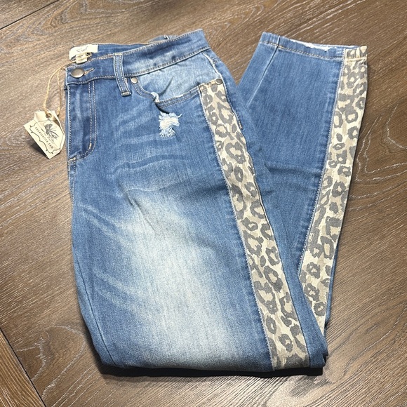 easel Denim - Easel Blue Jeans with Leopard Side Detail